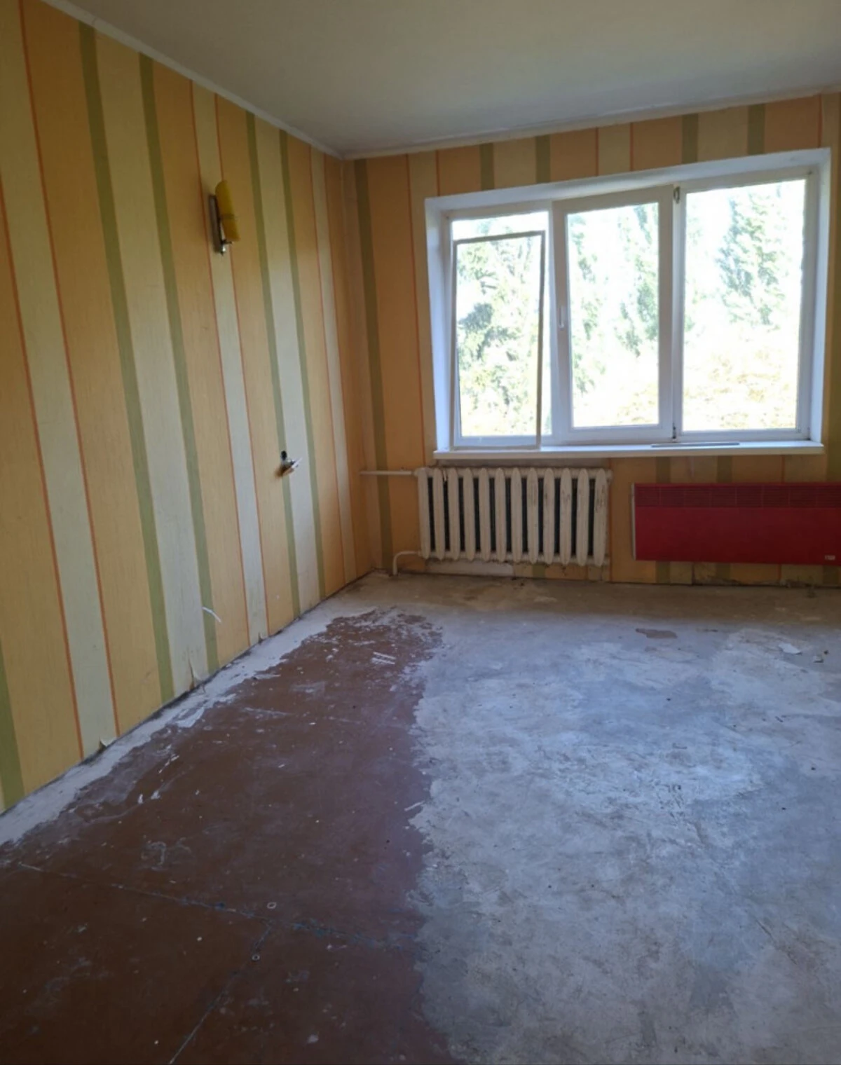 2-кімнатна квартира, Молодіжне: під ремонт, хрущовка - фото 1
