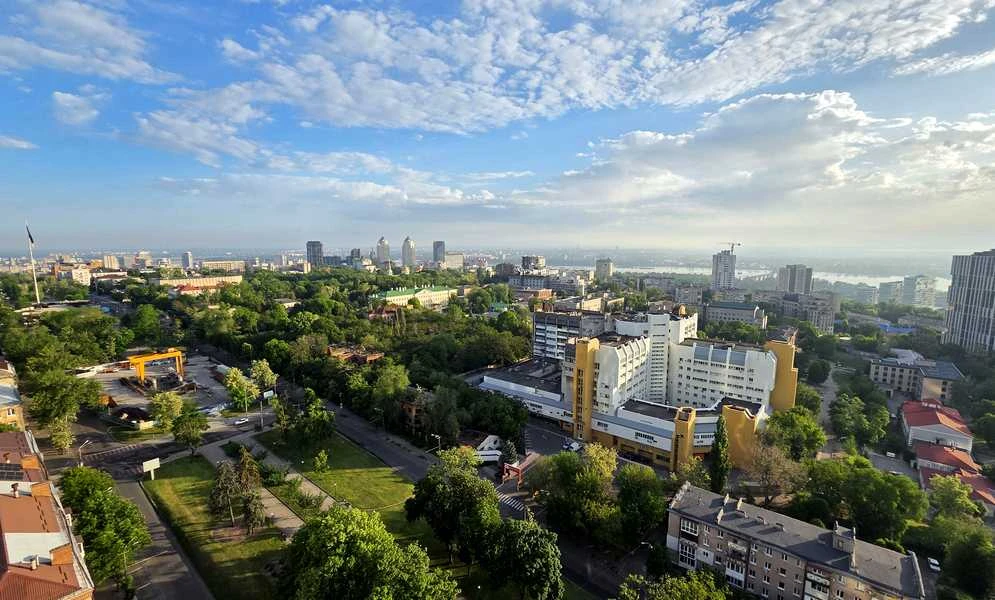 3-кімнатна квартира у ЖК Магнат КМ: панорамний вид, резервне живлення - фото 1