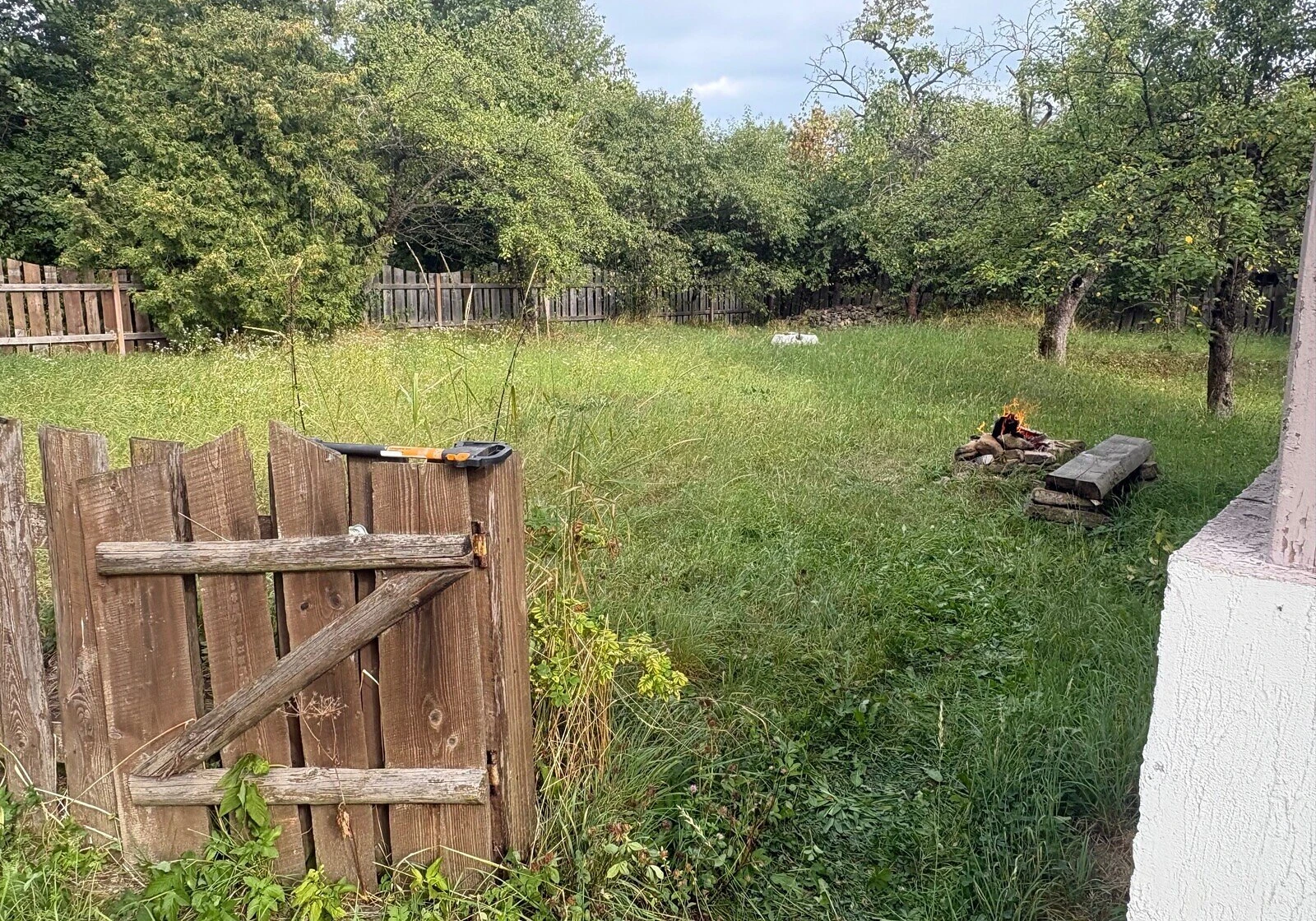 Дача, Делятин: гараж у дворі, свердловина, камін, фото 5