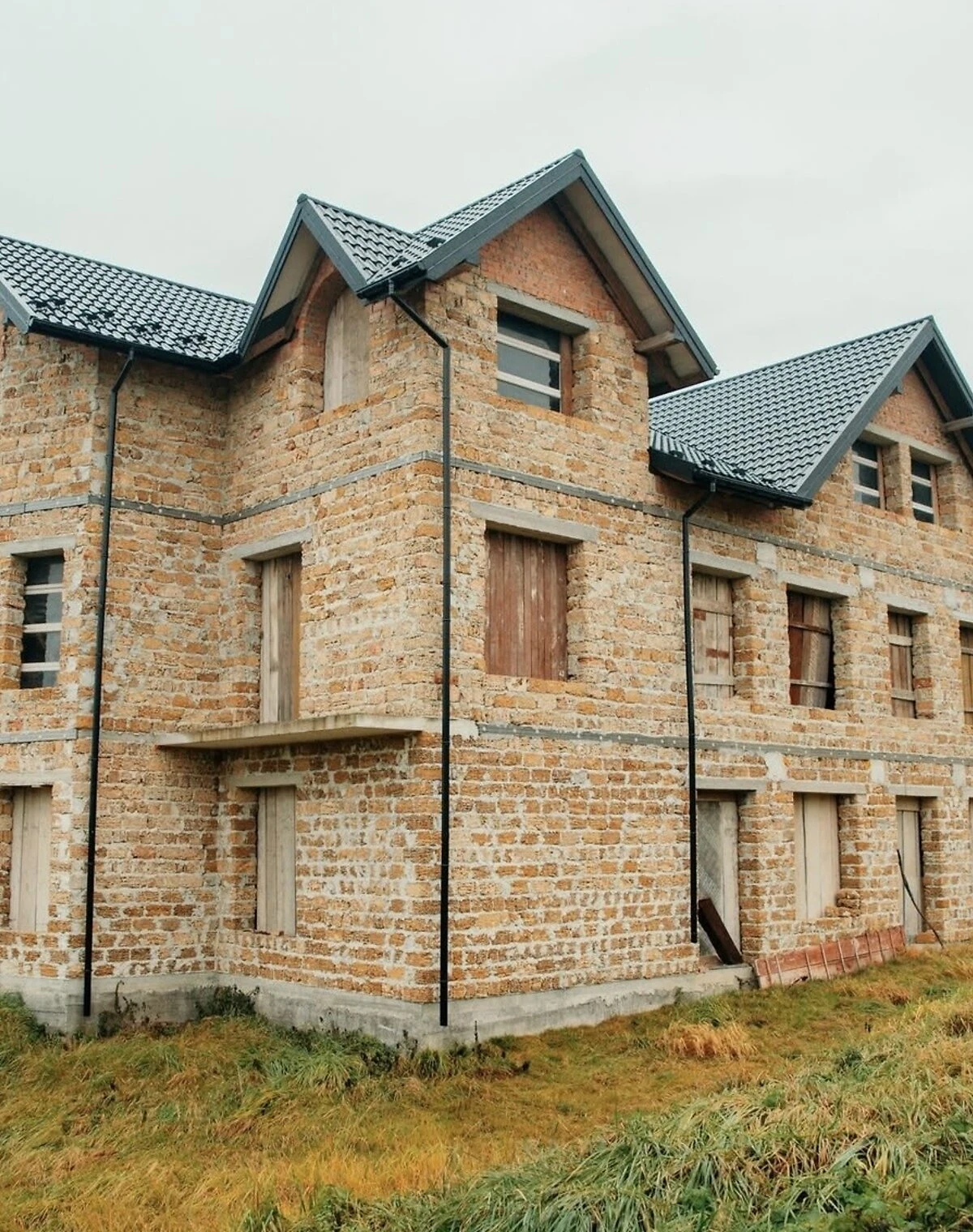 Приміщення, Меденичі: новобудова, ділянка 13.74 сотки - фото 1
