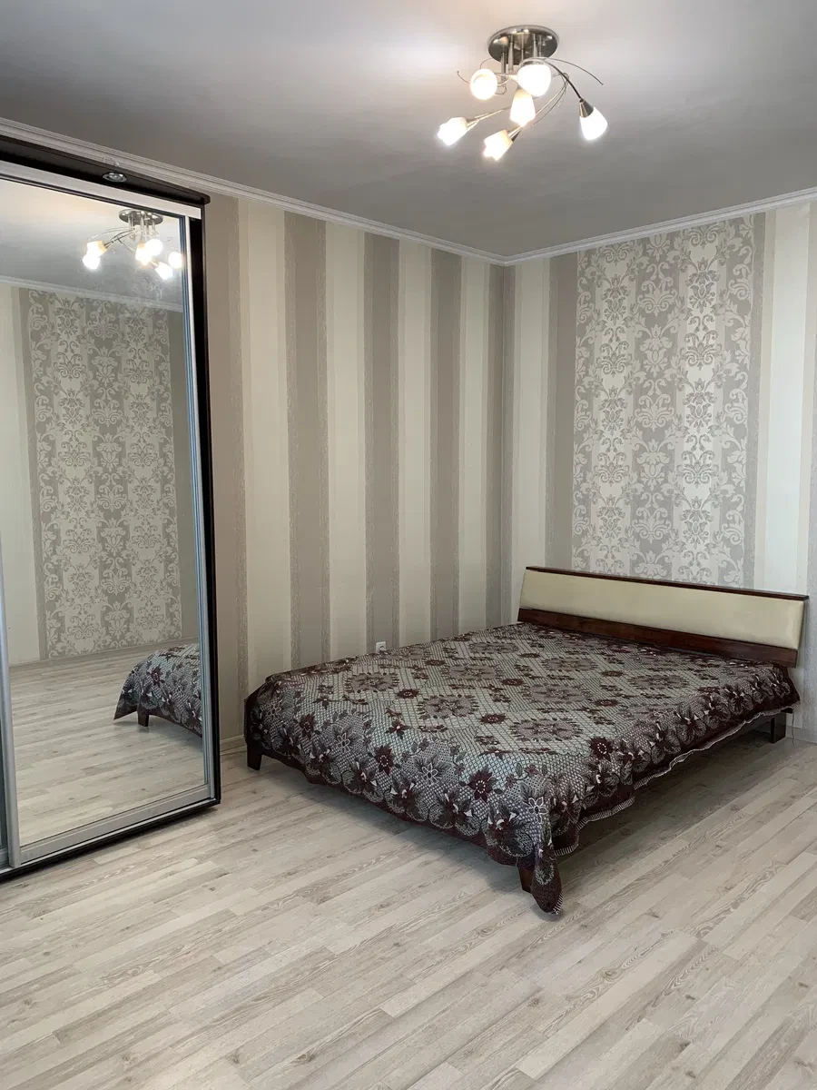 1-кімнатна квартира, Пересипський: можна з котиком, великий засклений балкон - фото 2