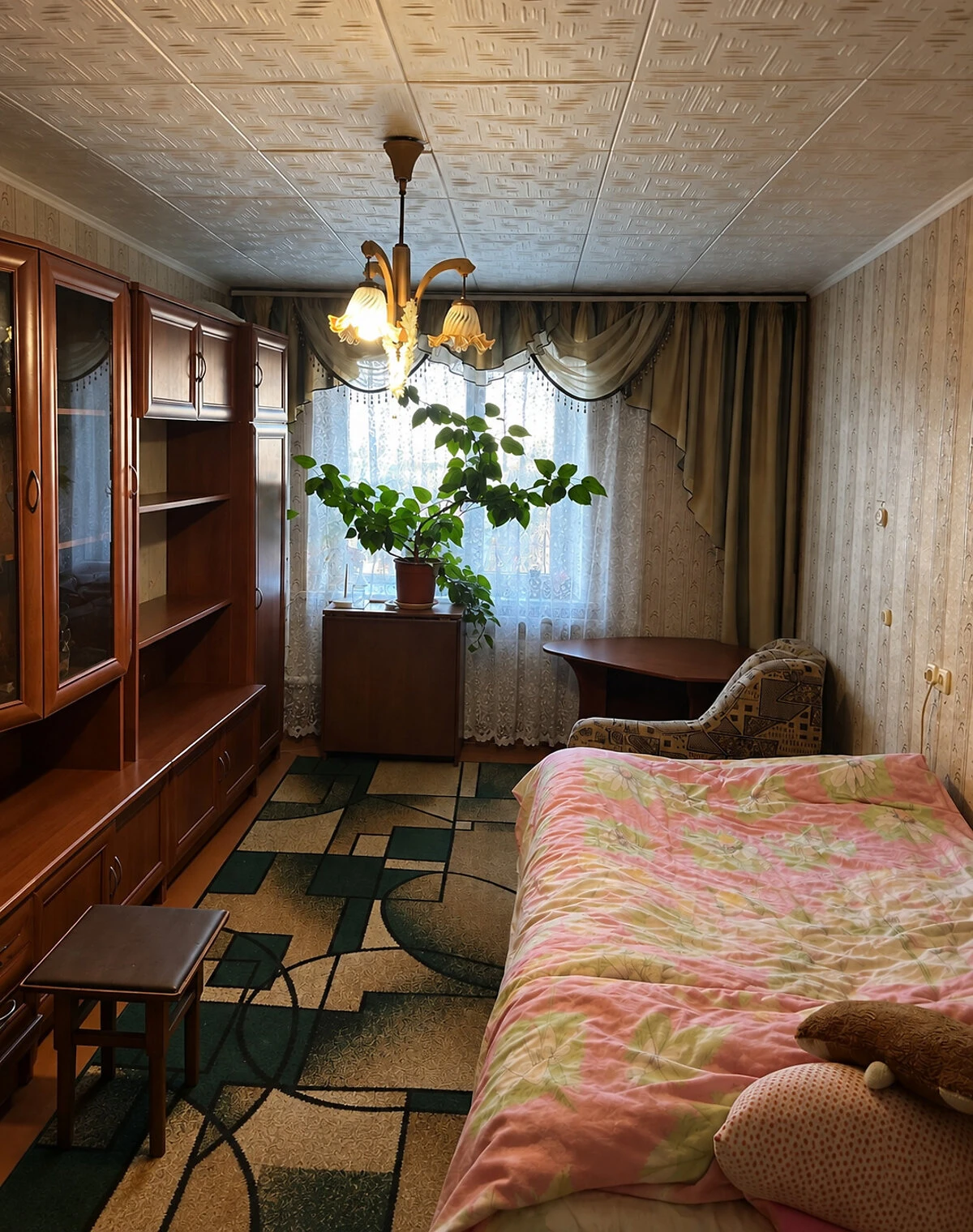 2-кімнатна квартира, Ринок: кухня-студія, косметичний ремонт