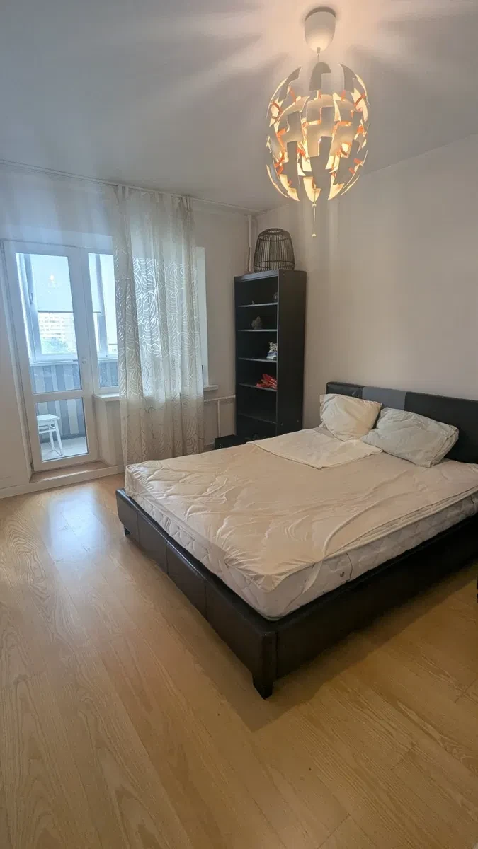 2-кімнатна квартира, Дарницький: євроремонт, метро Позняки 5 хв