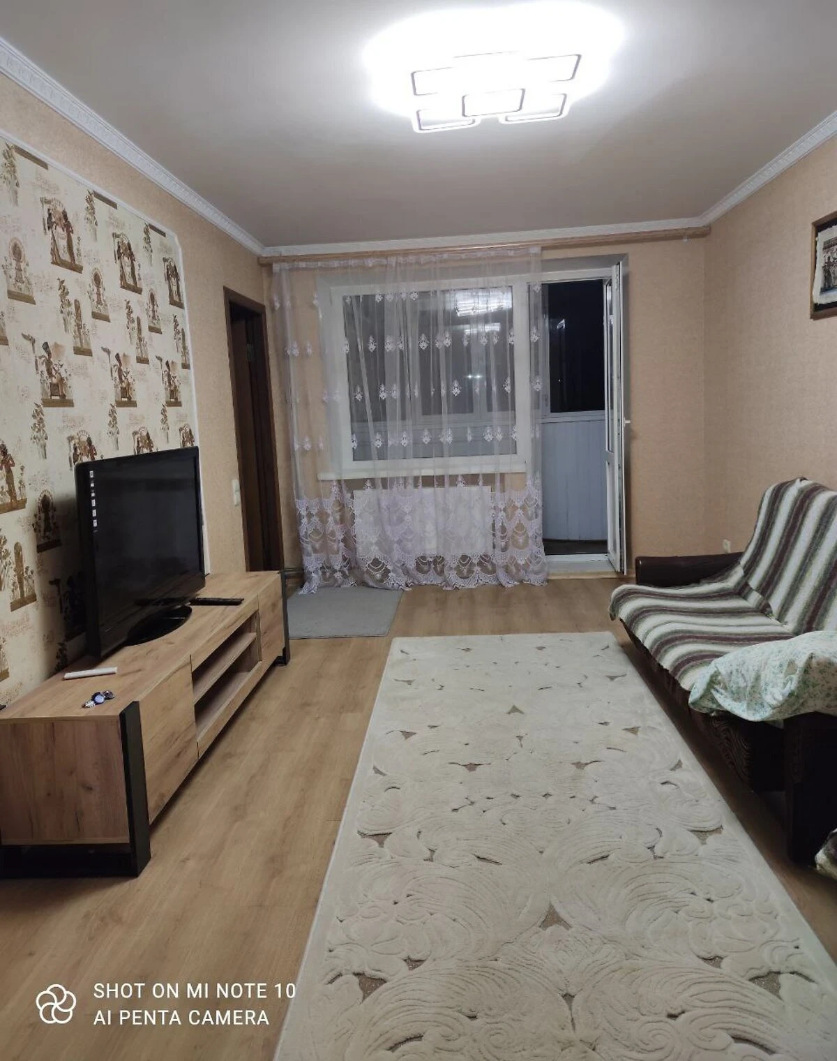 3-кімнатна квартира, Липки: кухня-студія, газове опалення