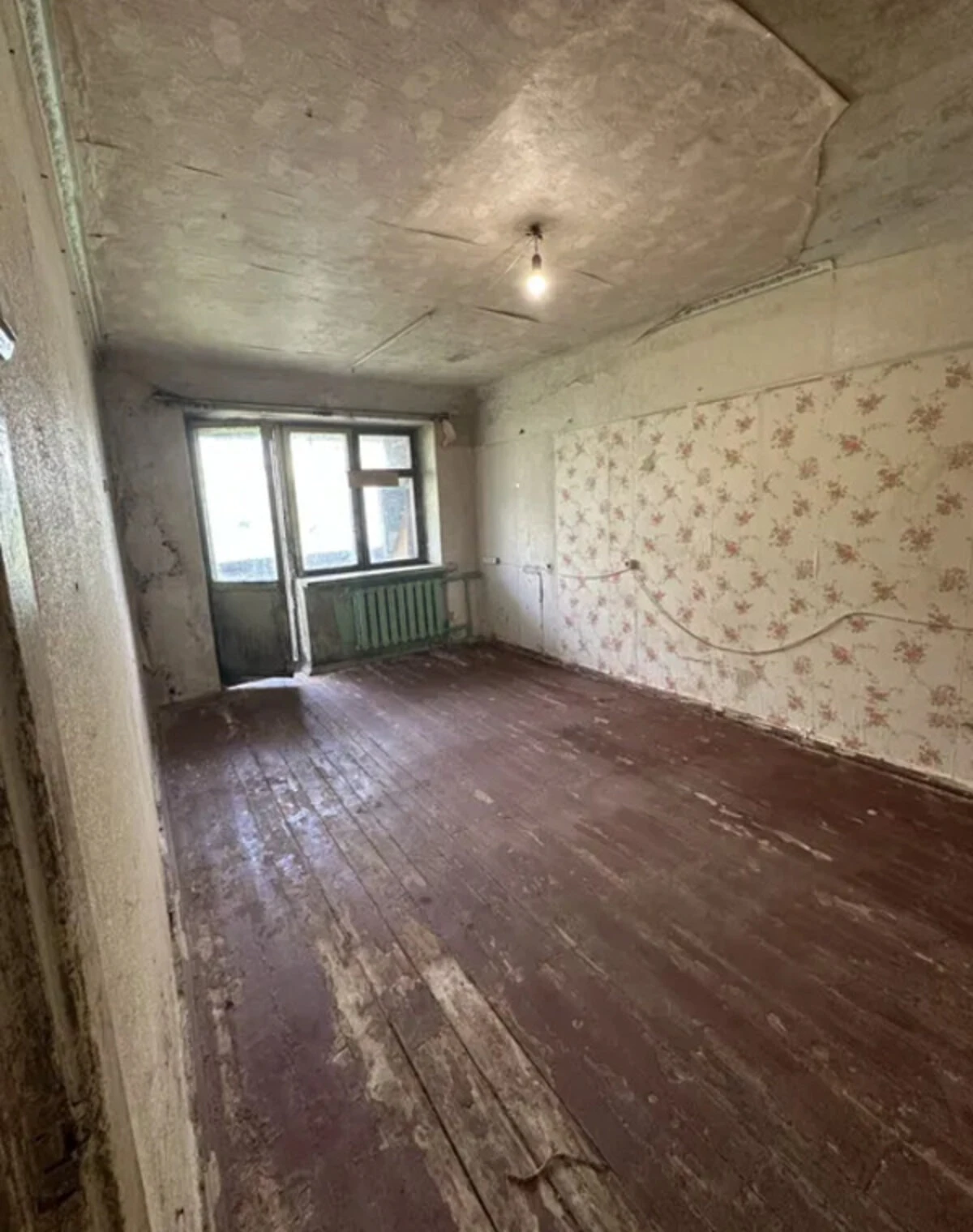1-кімнатна квартира, Слобідський: кухня 8 м², цегляні стіни - фото 1