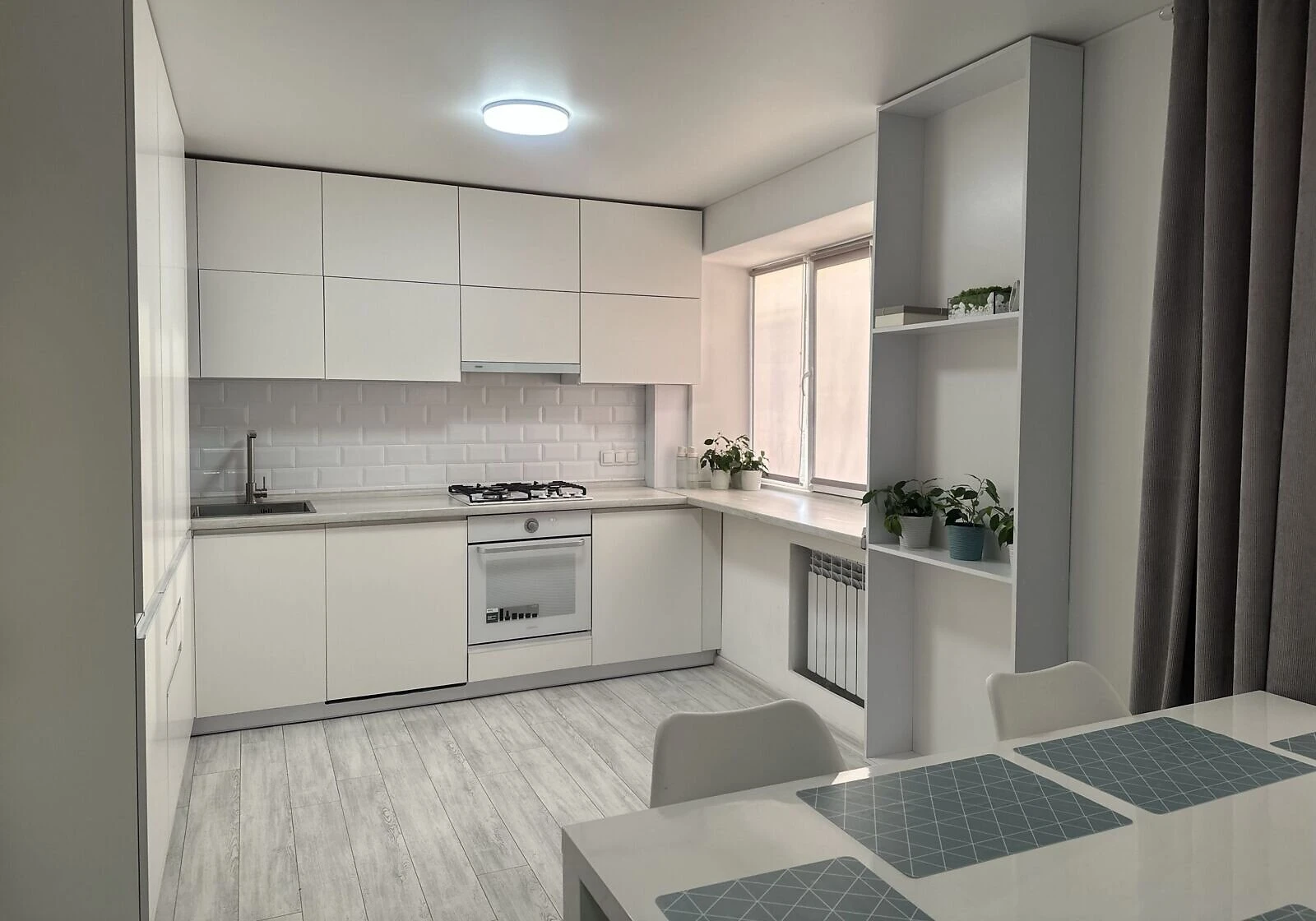 4-кімнатна квартира, Рекордна: дизайнерський ремонт