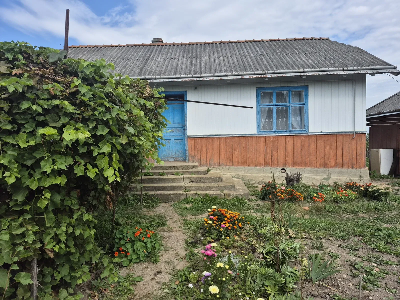 Будинок, Колінці: 25 соток, сад і город, до міста 5 км