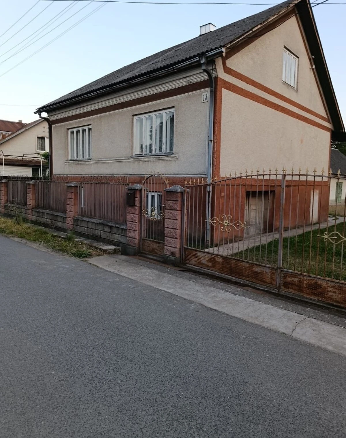Дом, Вильховцы: 10 соток, гараж с подвалом, скважина