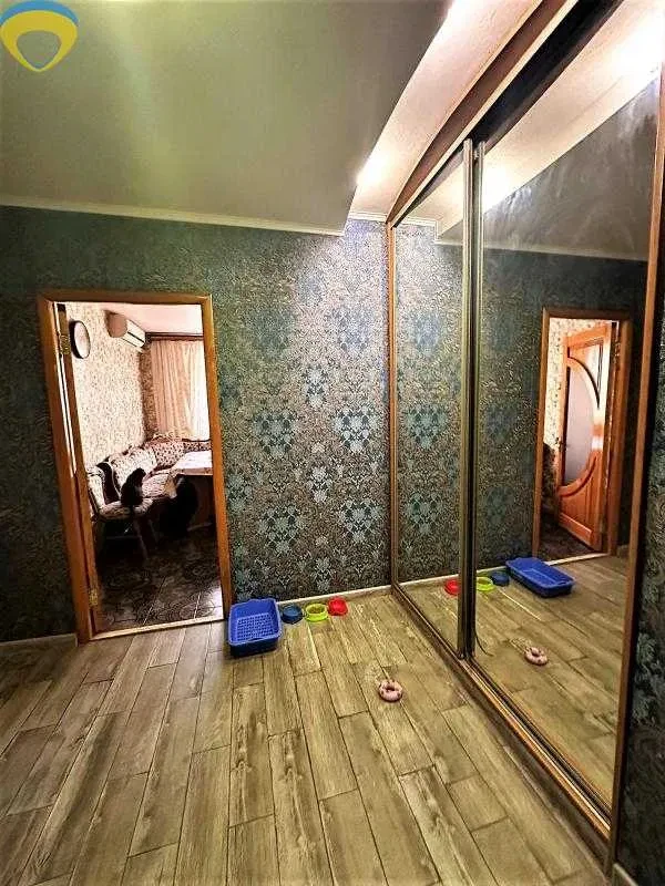 3-кімнатна квартира, Київський: засклена лоджія, комора, фото 4