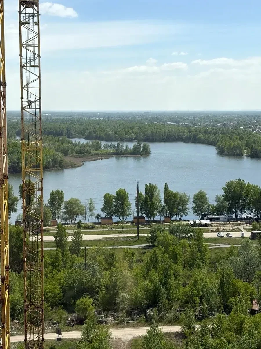 2-комнатная квартира в ЖК Патріотика: дом Батурин, вид на озеро, фото 5