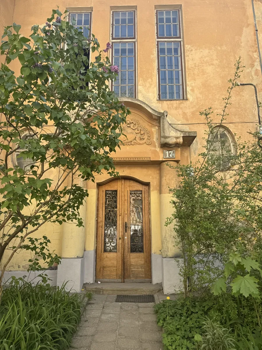 2-кімнатна квартира, Галицький: австрійський будинок, пам’ятка спадщини