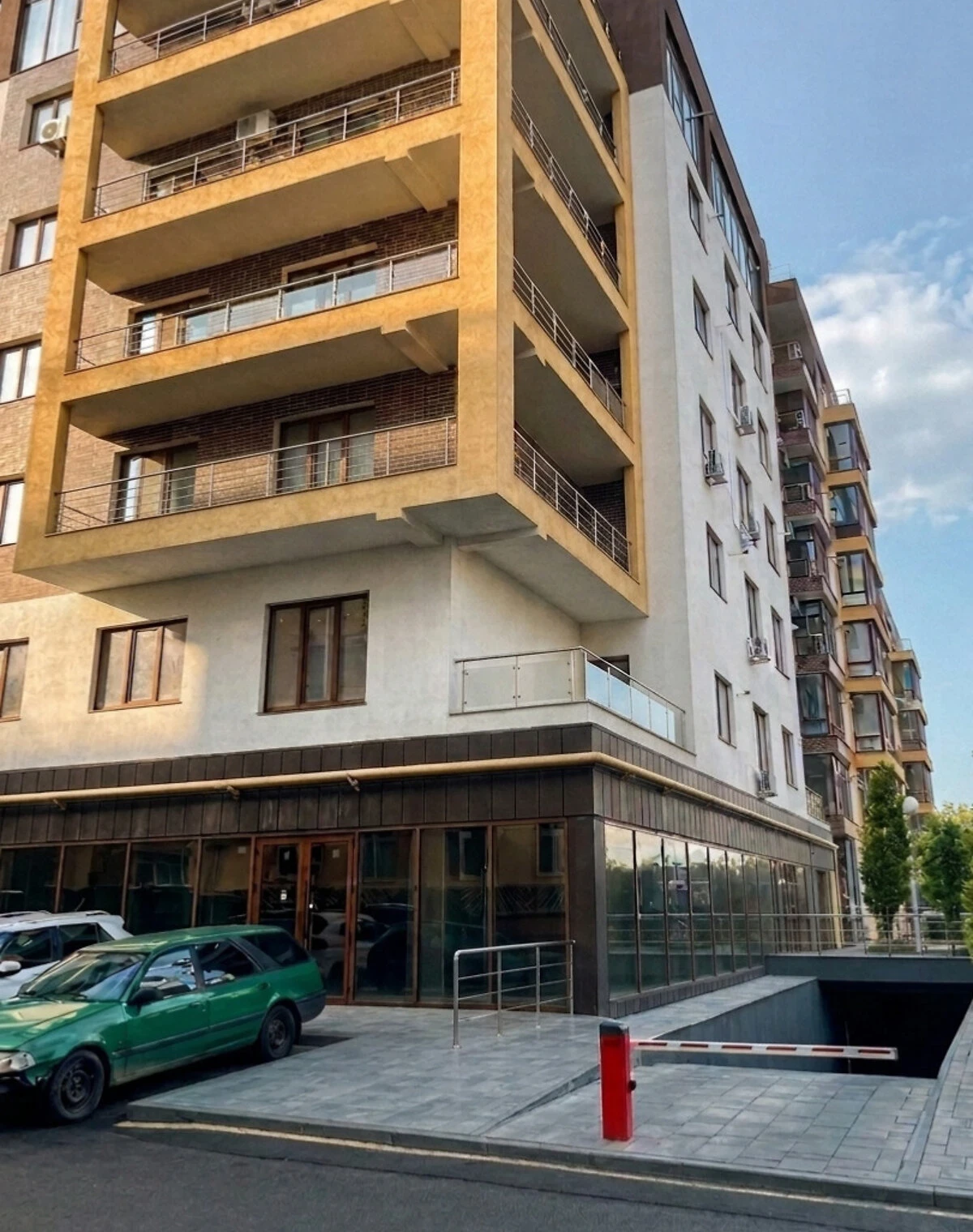 Комерційне приміщення, Центр: фасадне, резервне живлення - фото 3