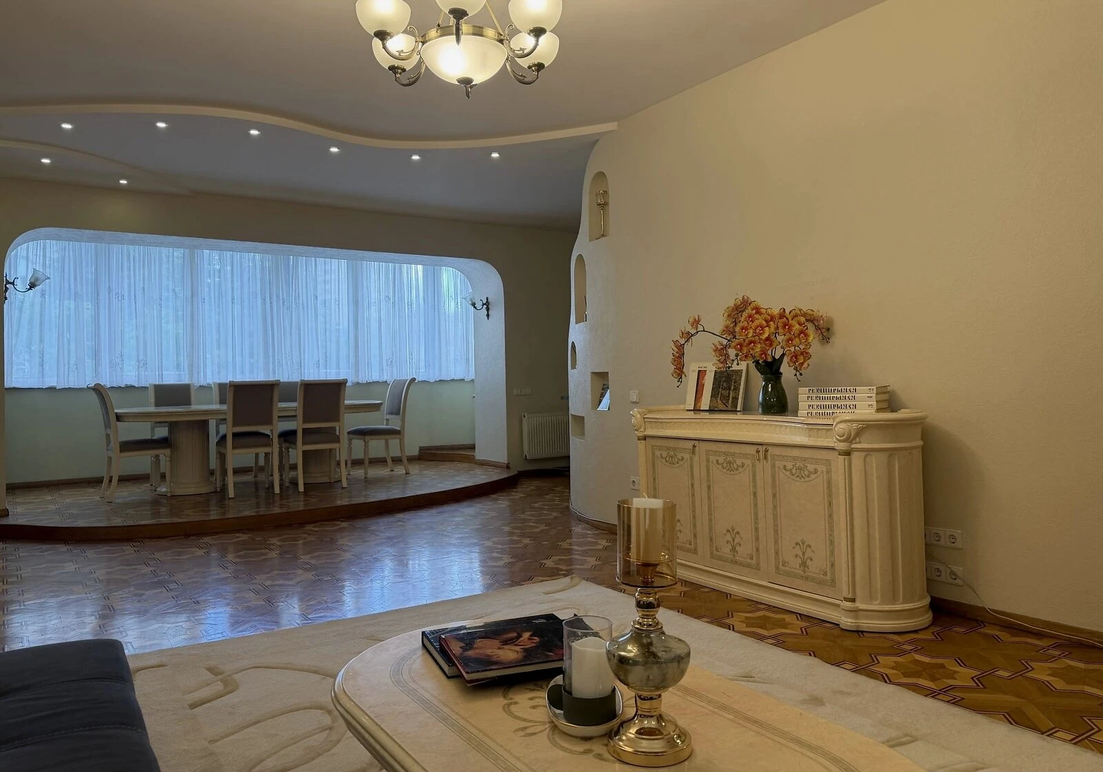 3-кімнатна квартира, Київ: кухня-студія, дизайнерський ремонт, фото 3