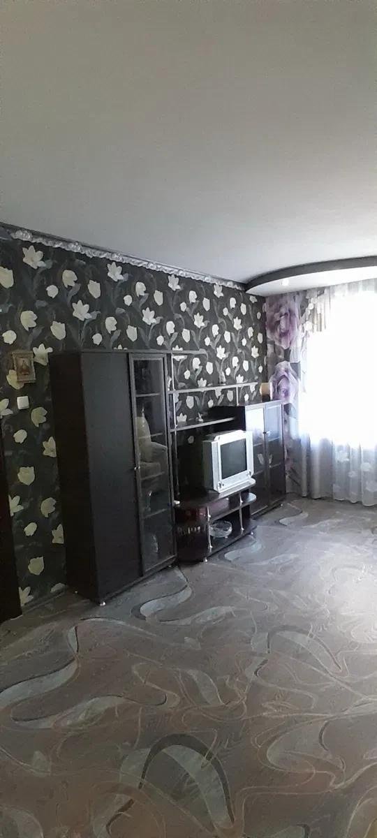 1-кімнатна квартира, Павлоград: євроремонт, лоджія, без тварин, фото 5