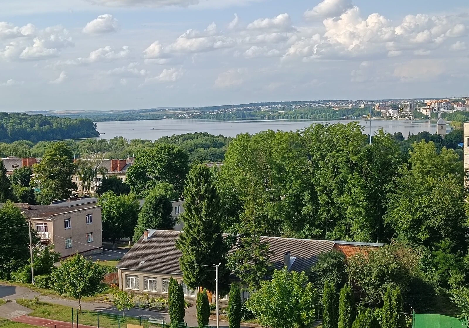 Пентхаус, Дружба: кухня-студія, закріплене паркомісце, фото 4