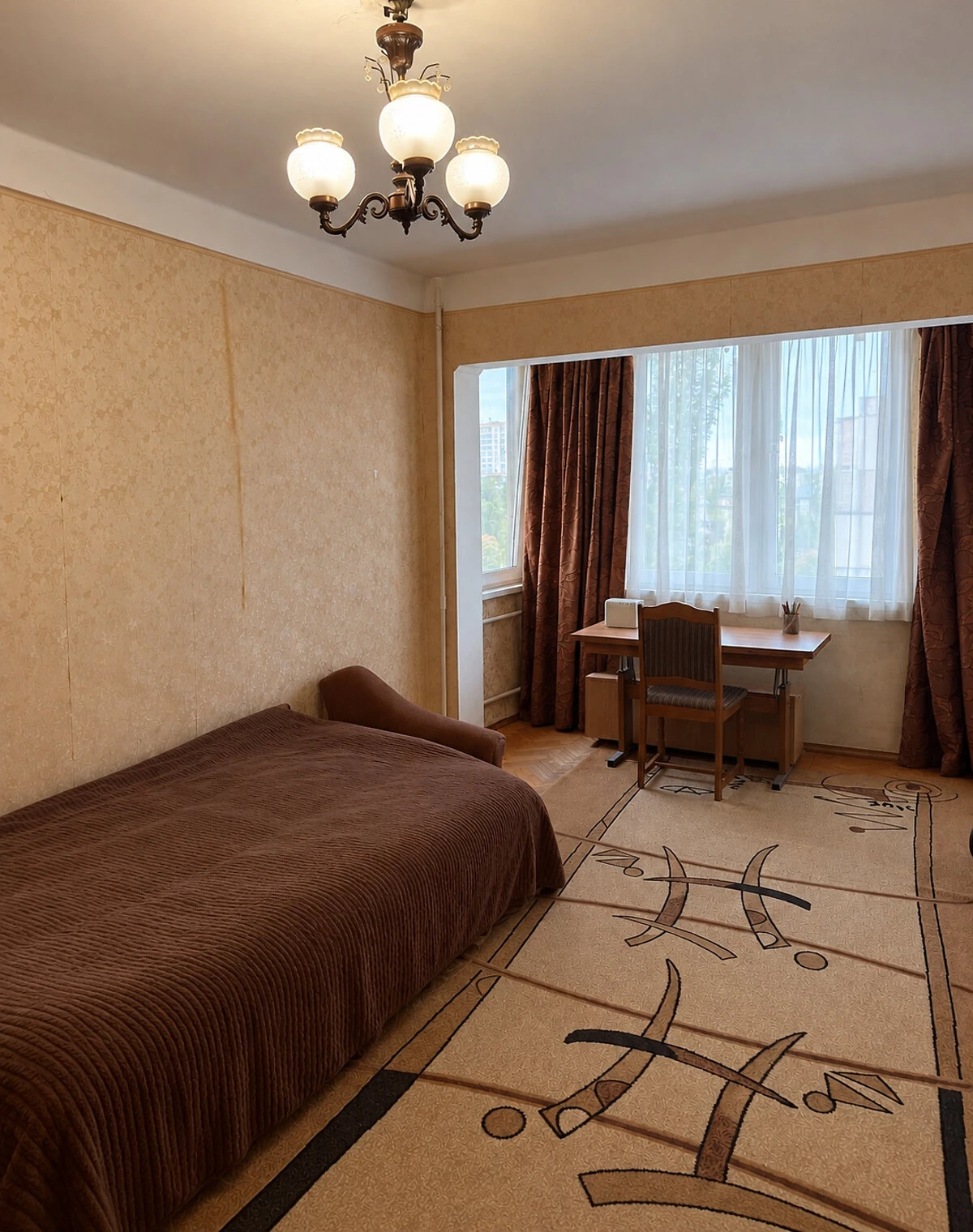 2-кімнатна квартира, Лісовий Масив: метро Лісова, внутрішній двір - фото 1
