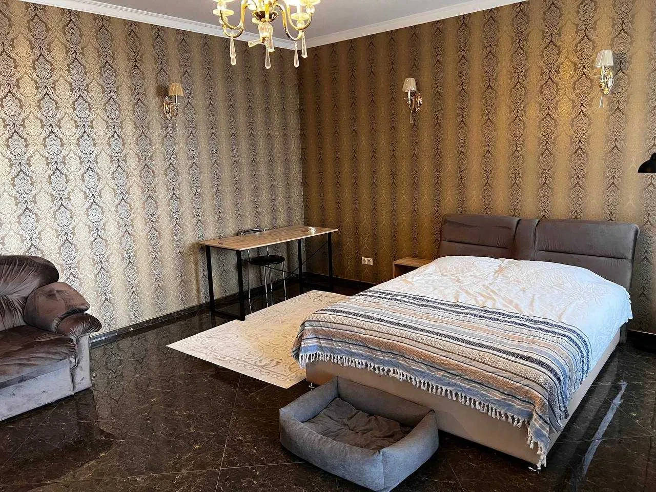 1-кімнатна квартира, Печерський: генератор, метро Кловська за 6 хв пішки - фото 2