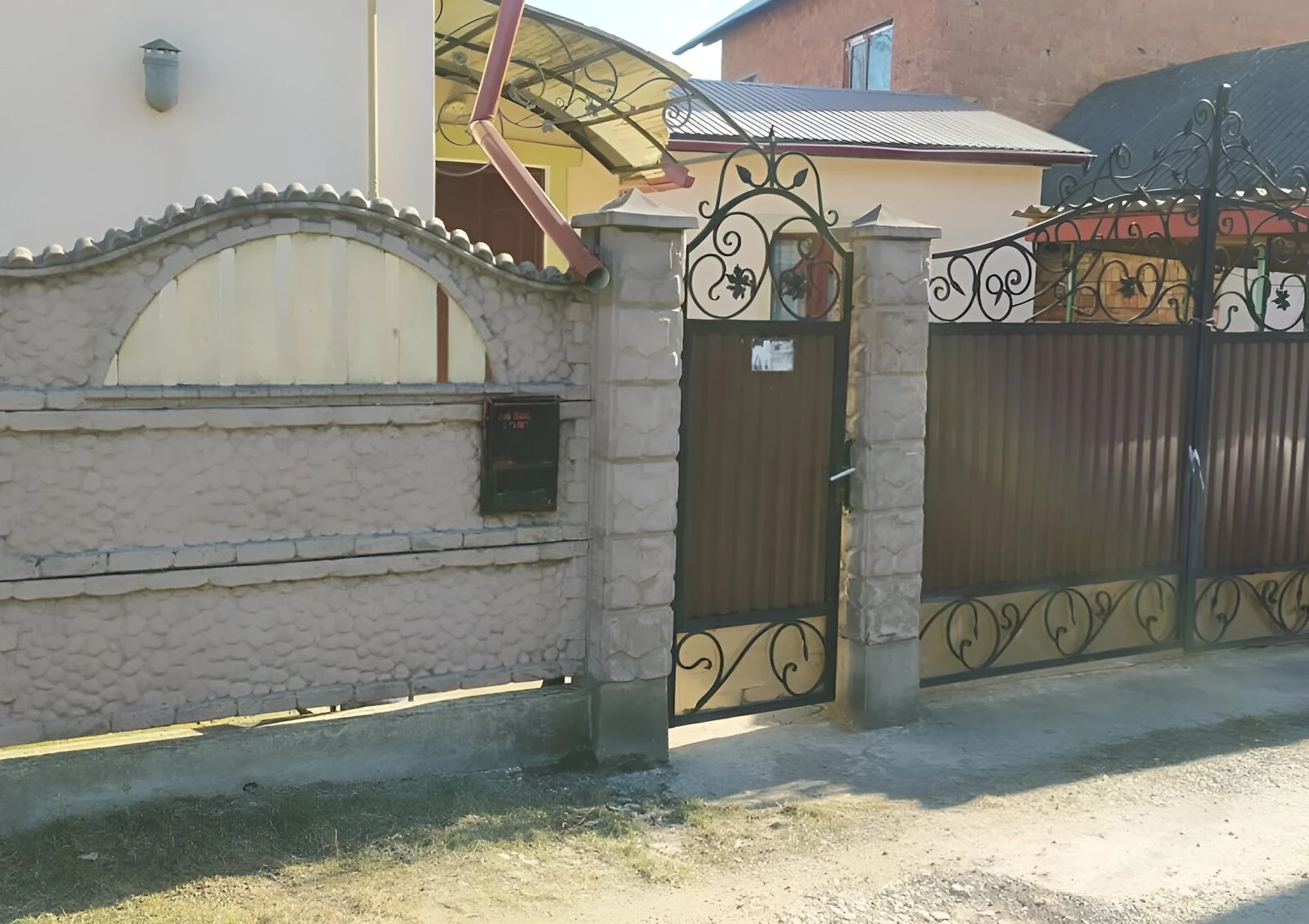 Будинок, Чернівці: сад і свердловина, торг можливий - фото 2
