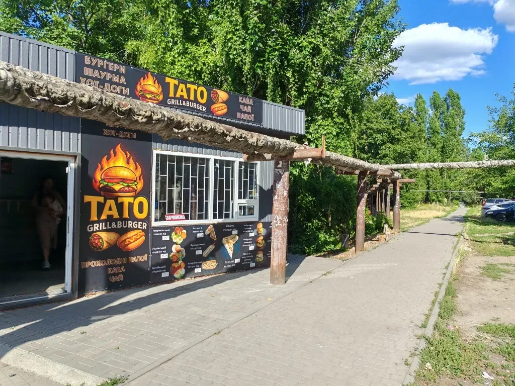 Магазин, Павлоград: під фастфуд, біля центрального ринку - фото 3