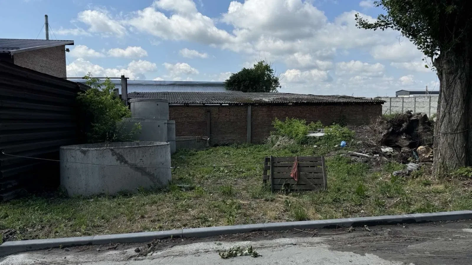 Ділянка 5 соток, Агропереробка: під комерцію, усі комунікації - фото 1
