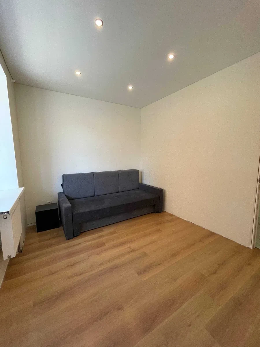 3-кімнатна квартира у ЖК Киівський: авторський ремонт, тераса 80 м² - фото 3