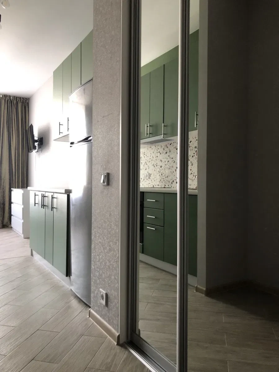 1-кімнатна квартира, Солом'янський: світло завжди, парковка під охороною - фото 3