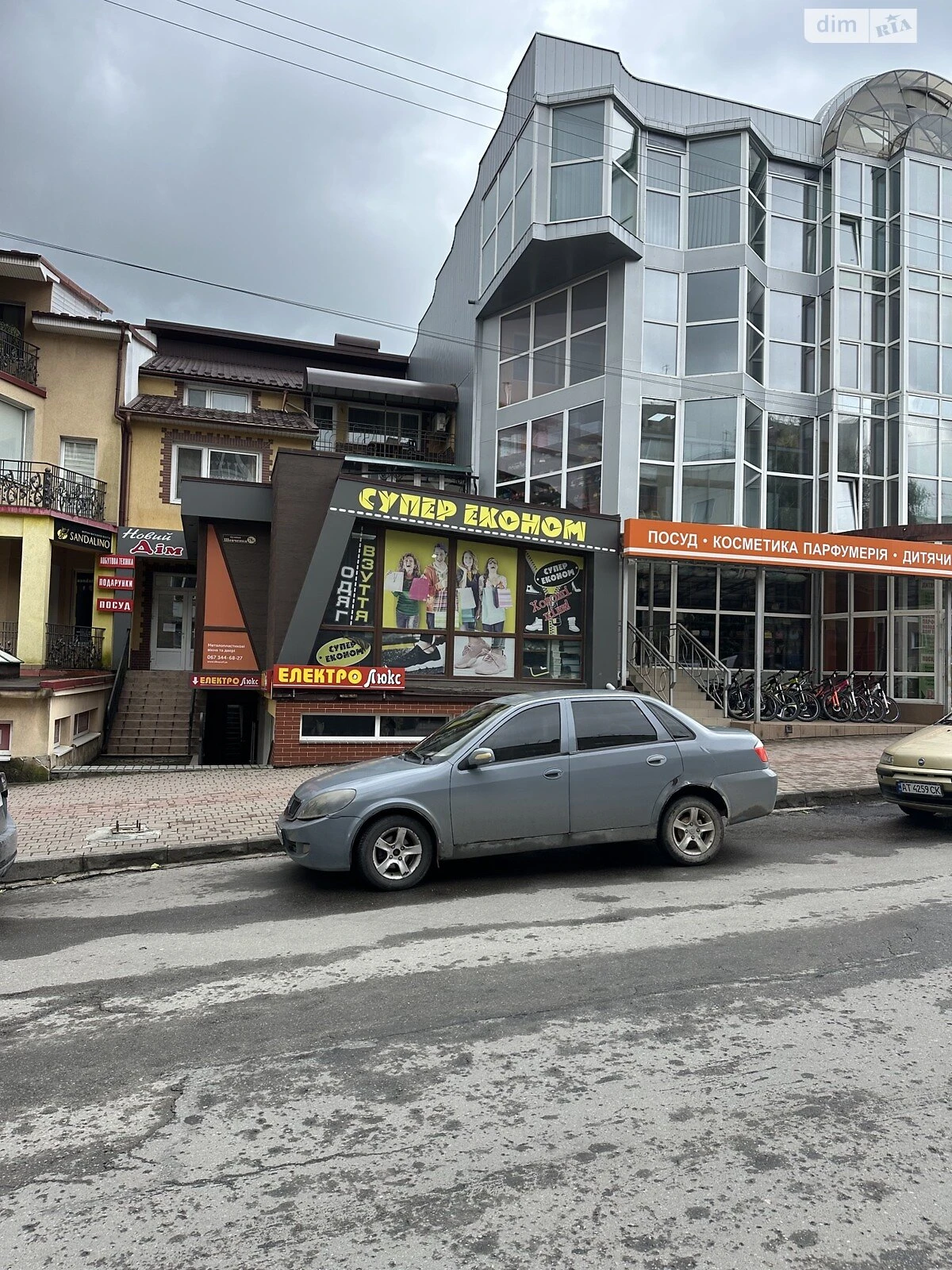 Приміщення, Городенка: опалення без світла, торг можливий