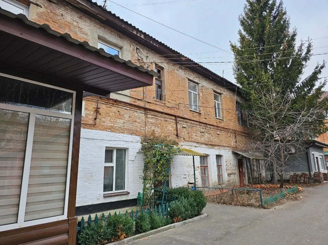 2-кімнатна квартира, Полтава: гараж, велика веранда - фото 4