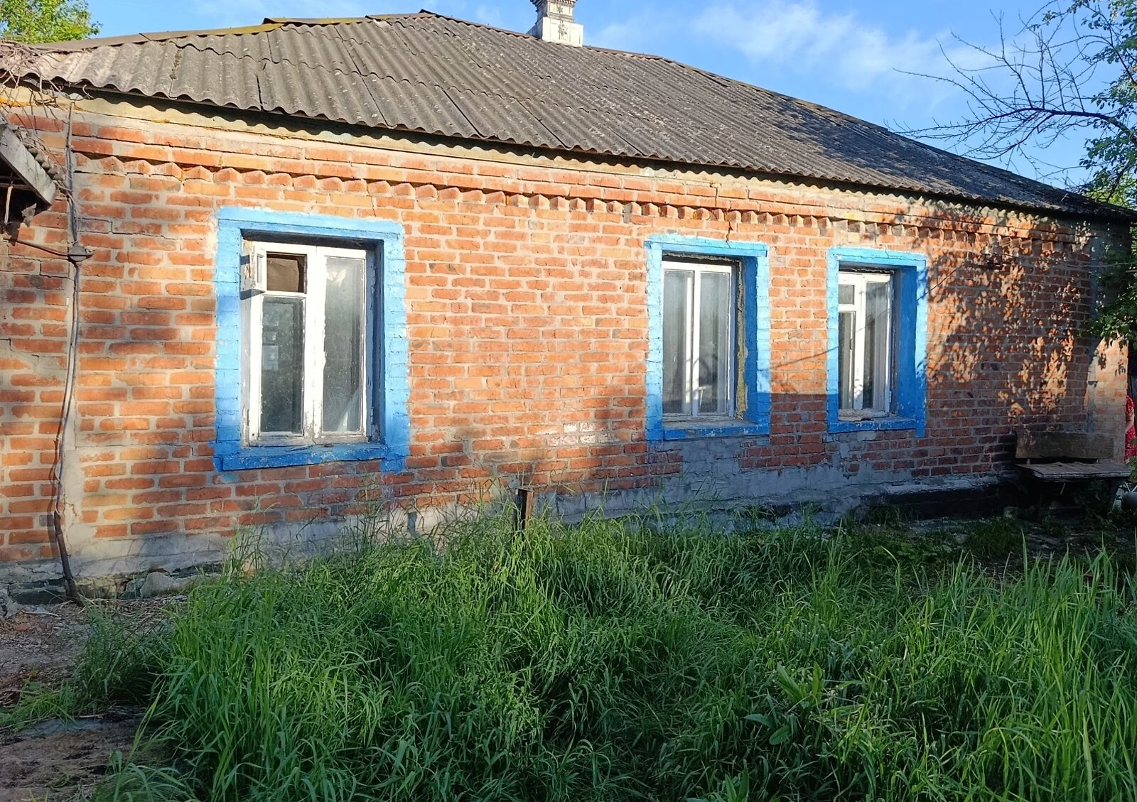 Будинок, Чугуїв: 2 спальні, свердловина, погріб - фото 1