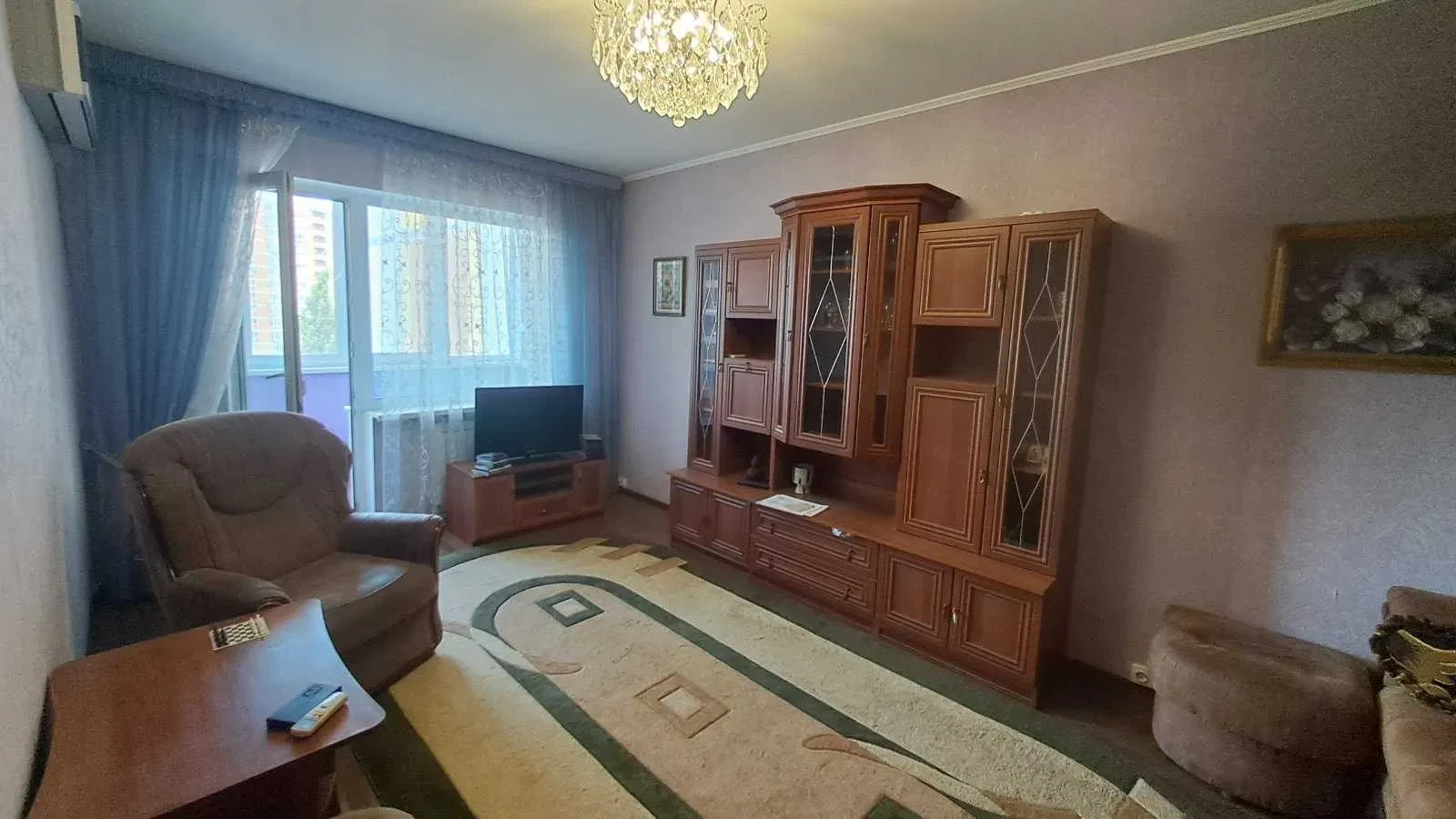 3-кімнатна квартира, Вишневе: тепло без світла, дві утеплені лоджії - фото 1