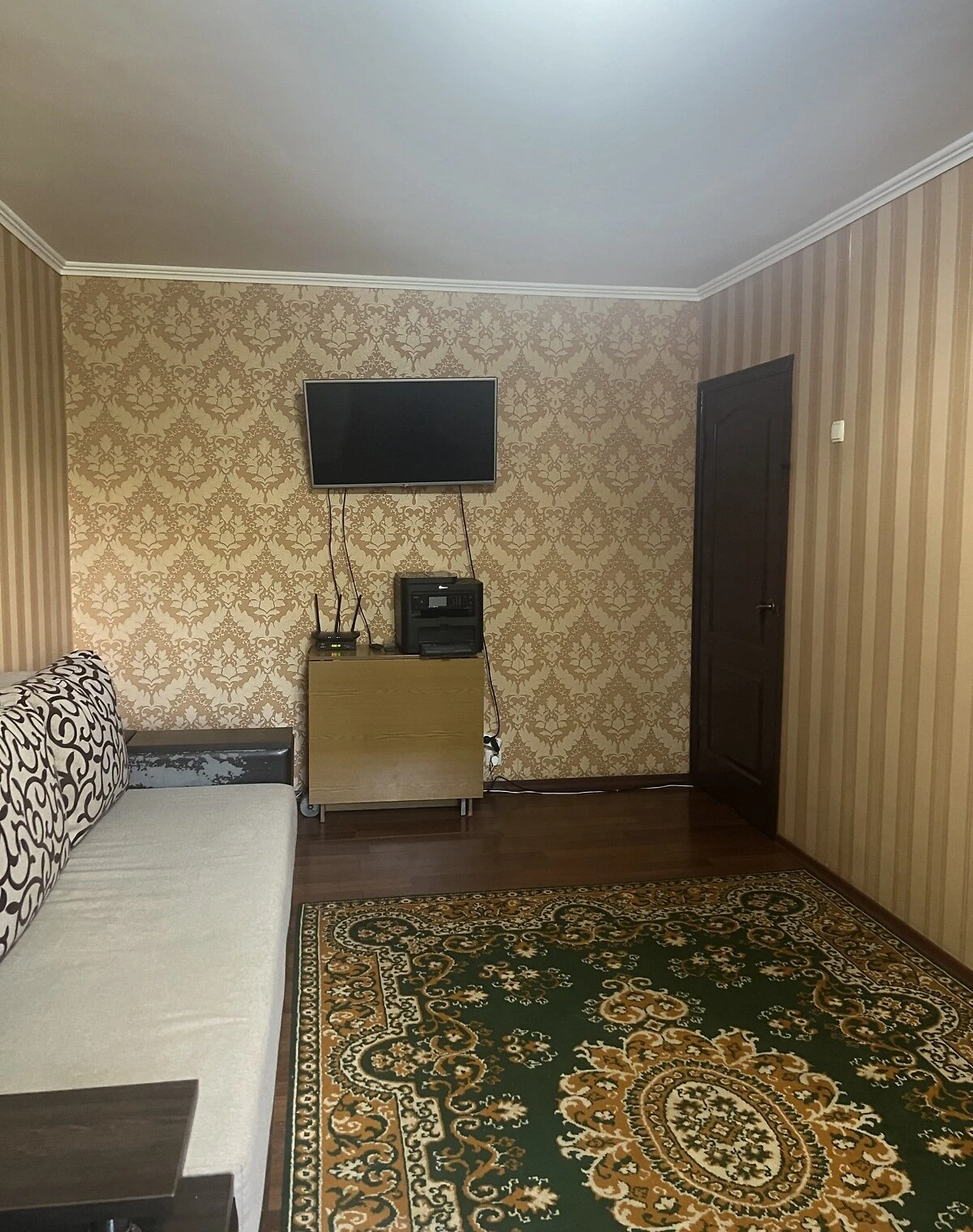 2-кімнатна квартира, Проспект Поля: паркомісце, вода й газ без світла, фото 5
