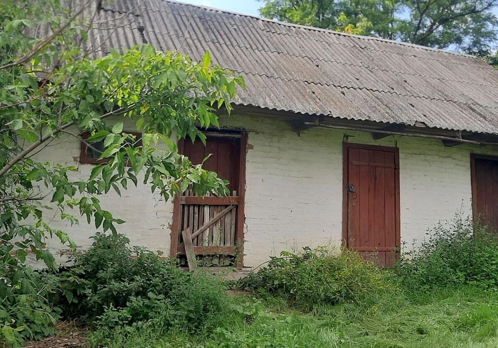 Будинок, Ташлик: цегляні стіни, твердопаливний котел