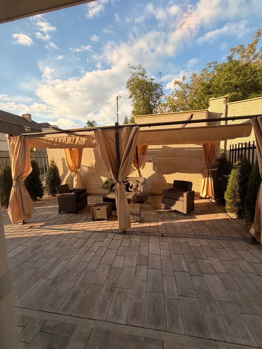 3-кімнатна квартира у ЖК Панорама: тераса 42 м², три паркомісця - фото 2