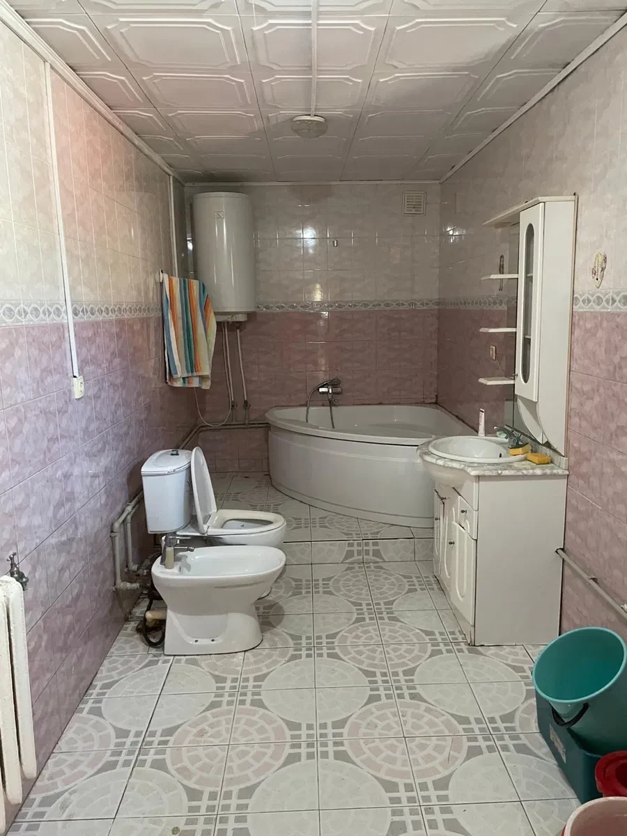 Дом, Белгород-Днестровский: под коммерцию, фасад на оживленную улицу - фото 4