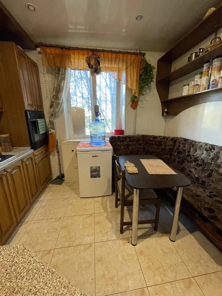 4-комнатная квартира, Долгинцевский: отдельные комнаты, 2 балкона, фото 2