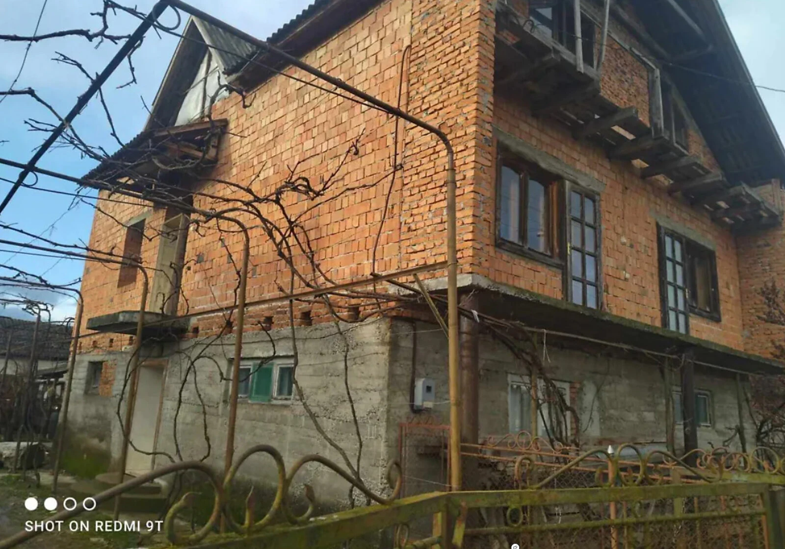 Будинок, Оросієво: ділянка 3000 м², пічне опалення - фото 1