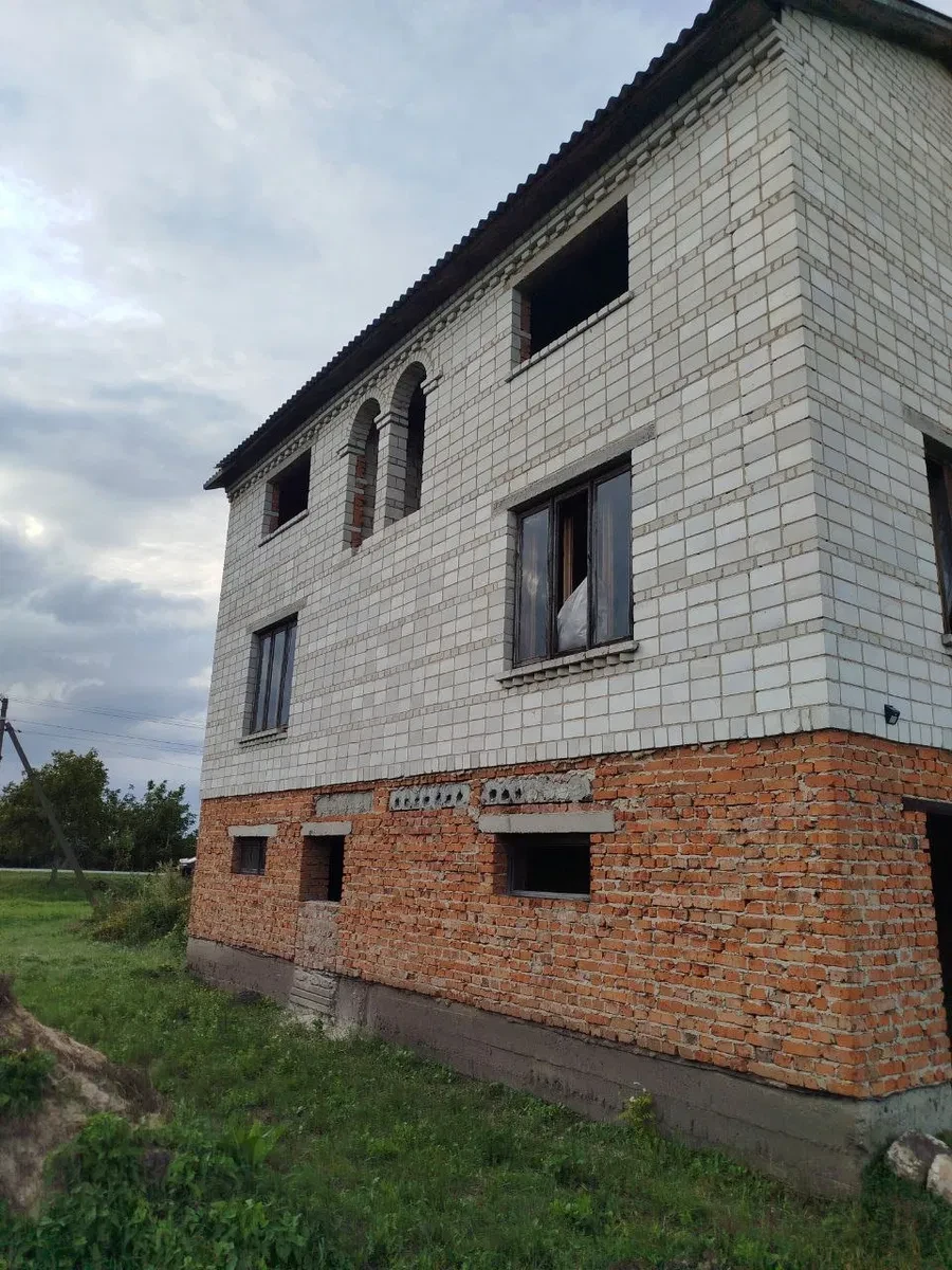 Участок 30 соток, Великоселки: незавершенное строительство, гараж, фото 2