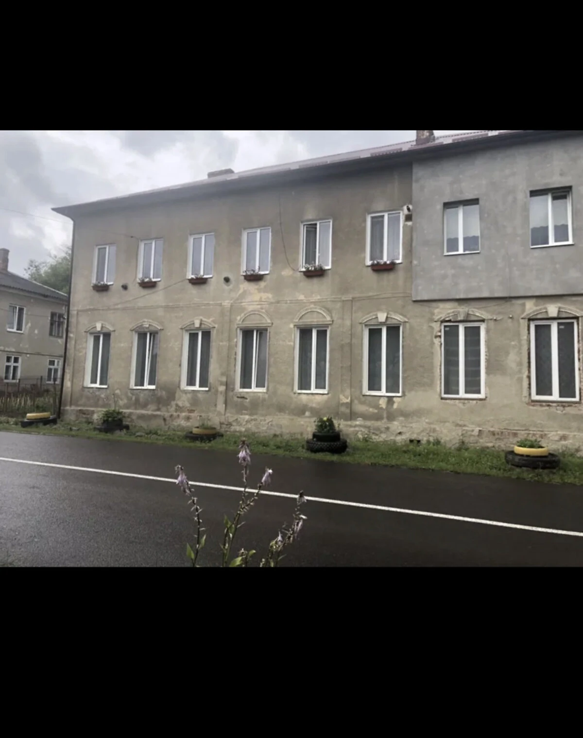 2-кімнатна квартира, Старий Самбір: внутрішній двір, стеля 3,57 м - фото 1