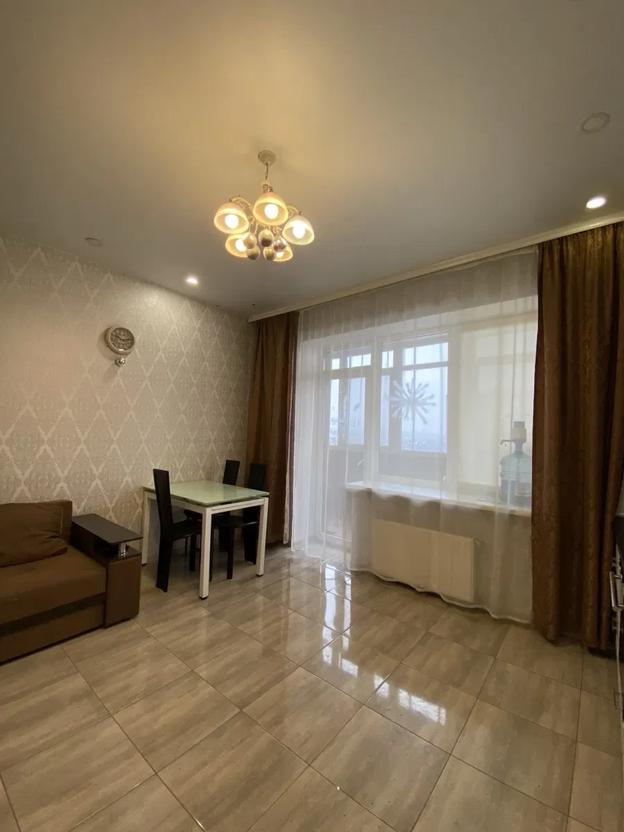 3-кімнатна квартира у ЖК Каскад: генератор, 2 санвузли, фото 3