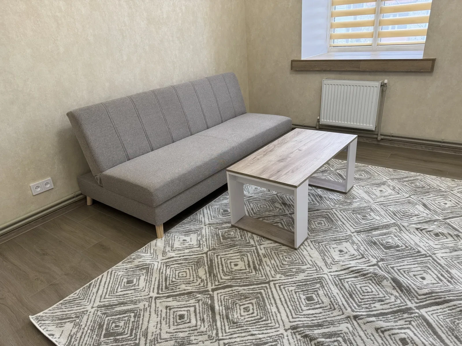 2-кімнатна квартира, Острог: перша здача, новий ремонт - фото 2