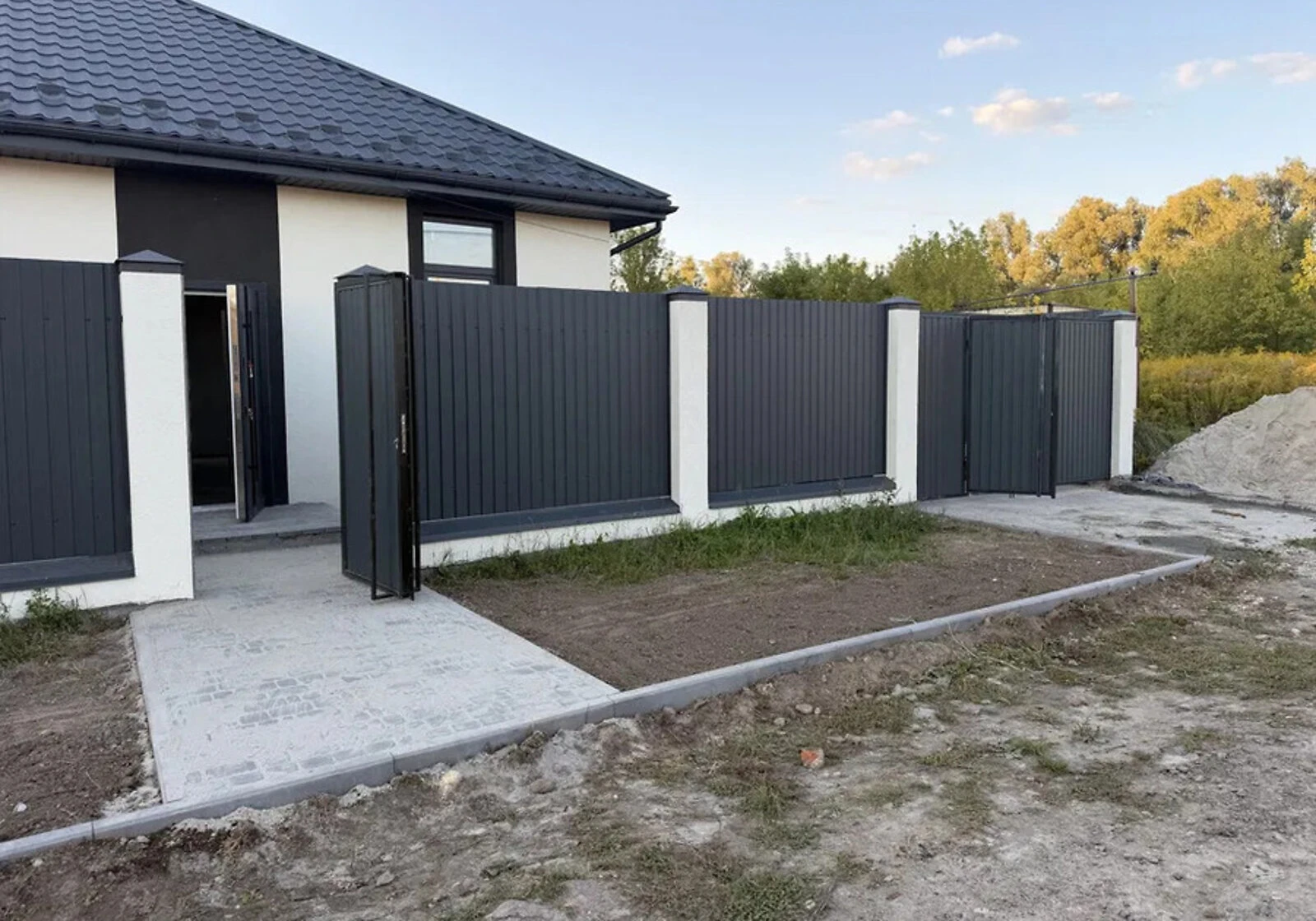 Будинок, Білогородка: ділянка 4 сотки, цегляні стіни - фото 2
