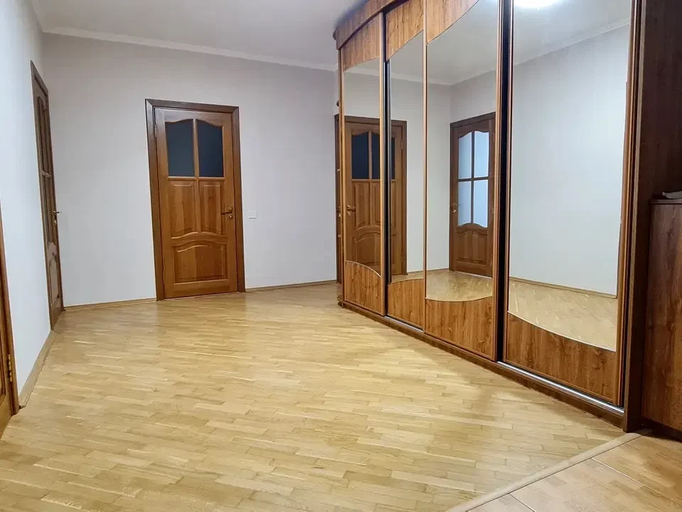 3-кімнатна квартира, Святошинський: метро за 10 хвилин пішки, фото 5