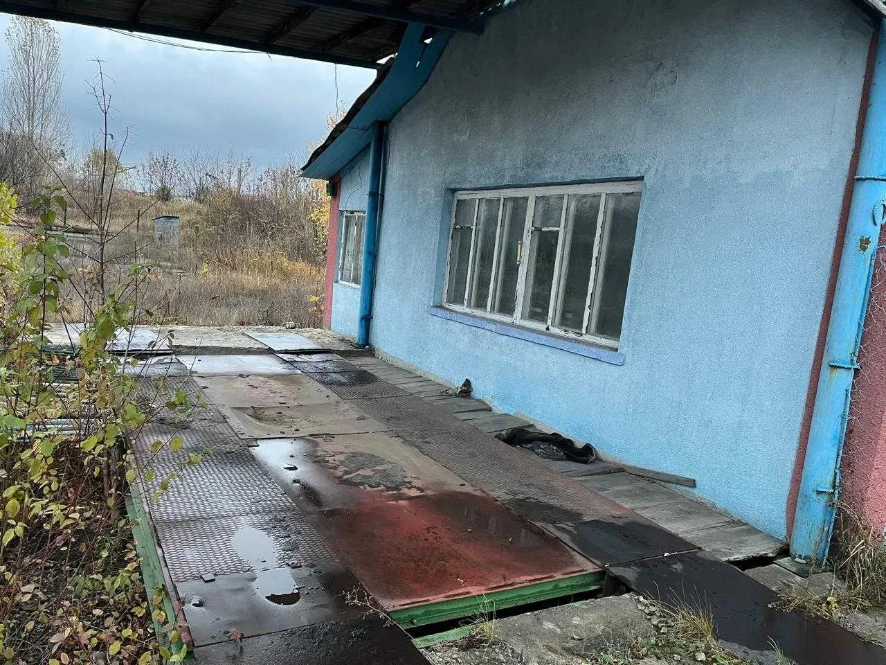 Приміщення, Кагарлик: територія 0.3 га, асфальтований майданчик, фото 3