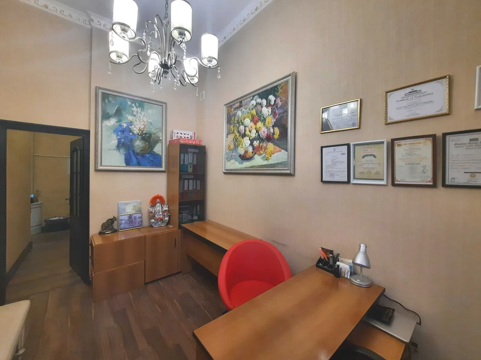 Офіс, Шевченківський: готова оренда, фасадний вхід, парковка - фото 3
