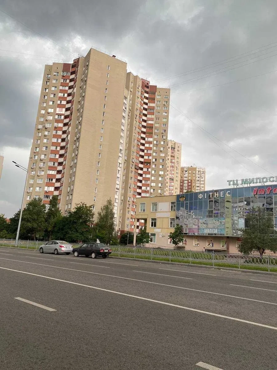 3-кімнатна квартира, Деснянський: єОселя, євроремонт, 2 санвузли - фото 1
