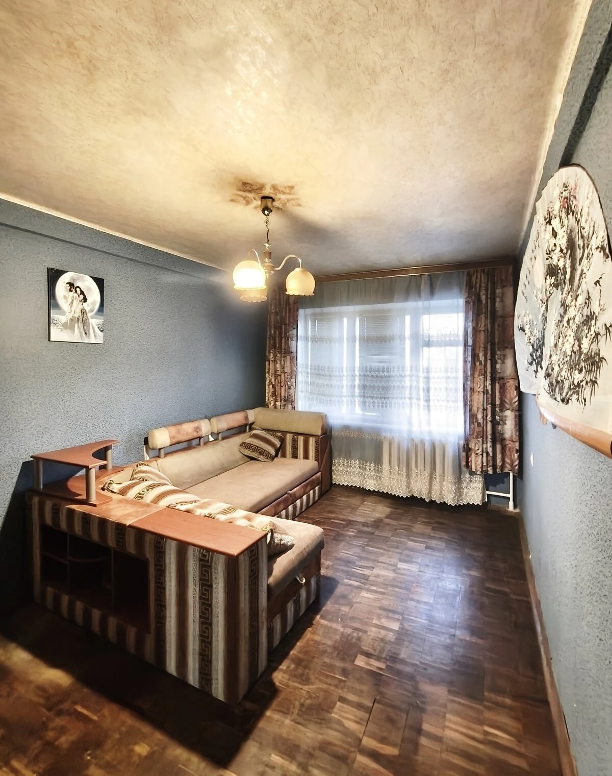 2-кімнатна квартира, Воскресенка: вода й опалення без світла - фото 2