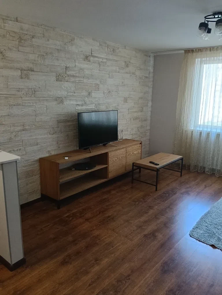 4-кімнатна квартира, Лозівок: якісний ремонт, меблі та техніка, фото 3