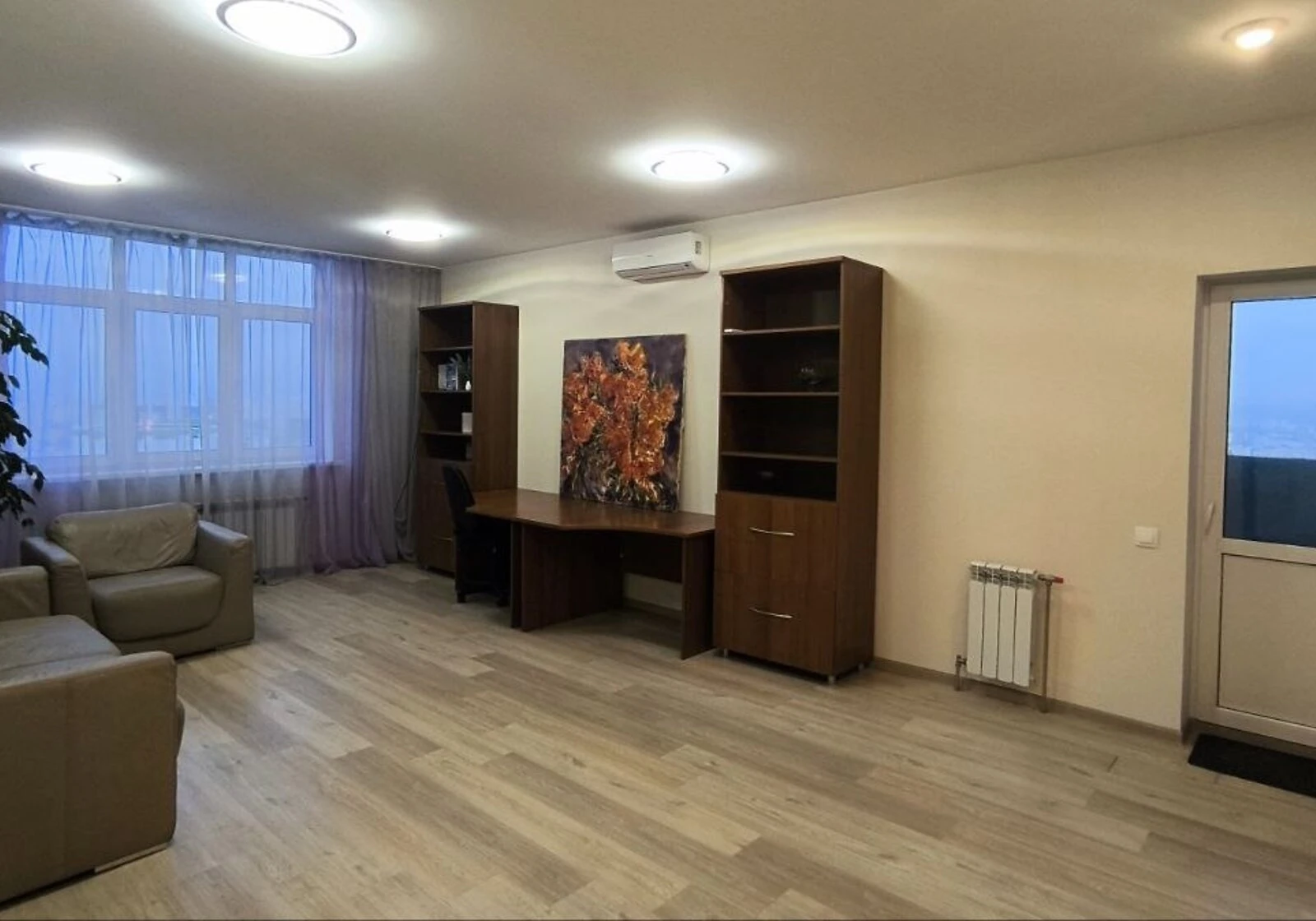 2-комнатная квартира, Ветряные Горы: евроремонт, лифт и вода без света, фото 5