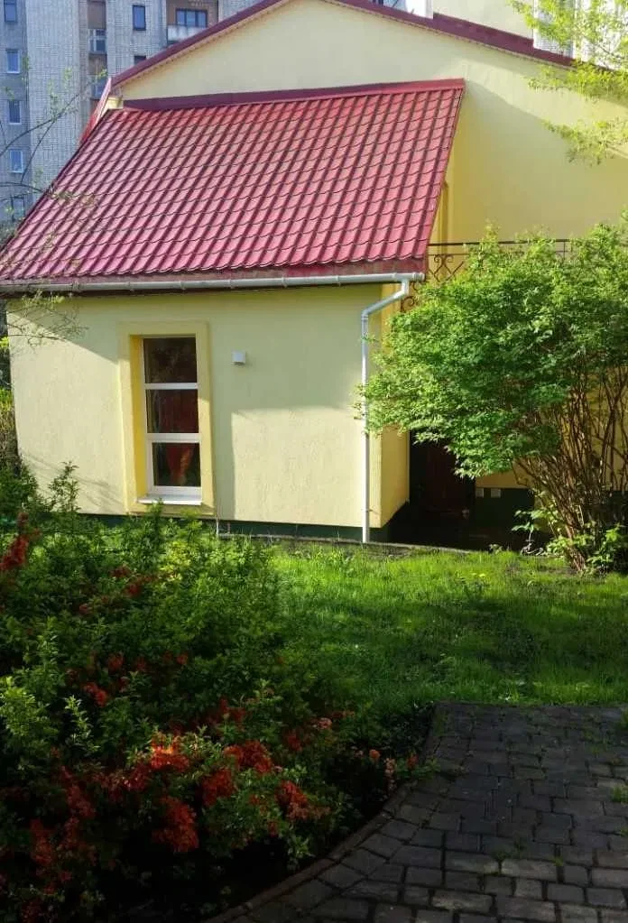 Будинок, Шевченківський: євроремонт, тераса, 2 входи - фото 1