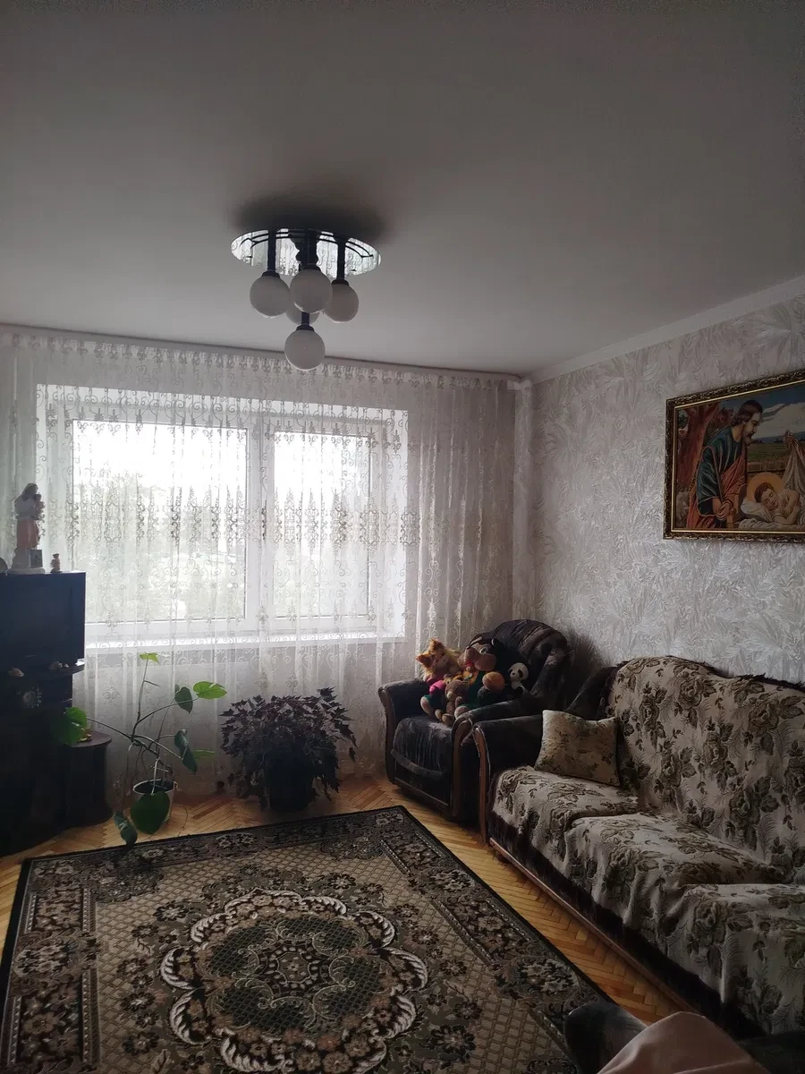 2-комнатная квартира, Шептицкий: отдельные комнаты, качественный ремонт, фото 3